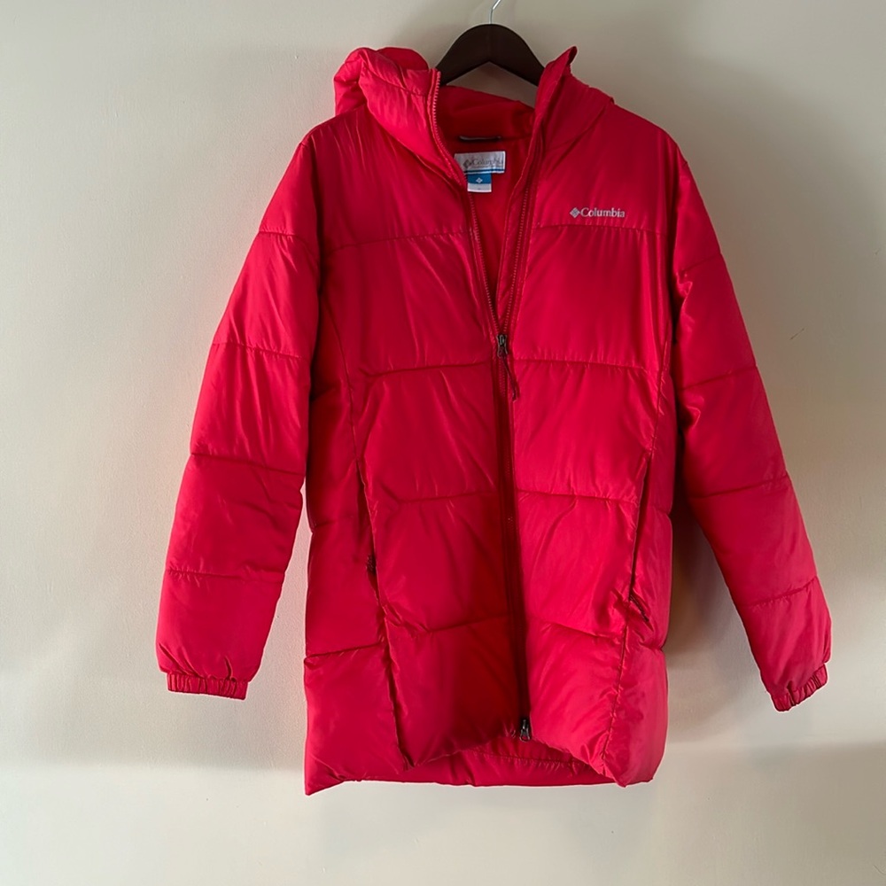 Columbia women’s puffer; long with hood